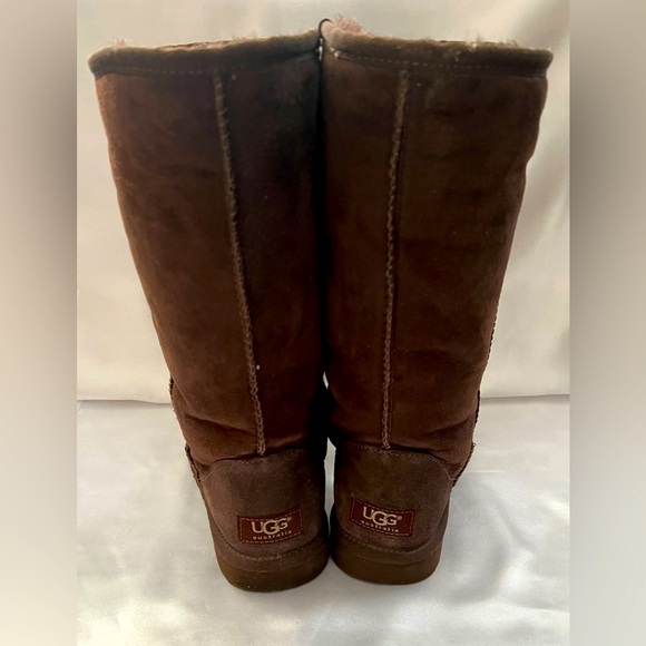 UGG Classic Tall II Boot in color Burnt Cedar - Picture 4 of 13